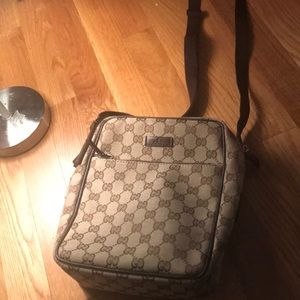 Signature Gucci cross body shoulder square purse